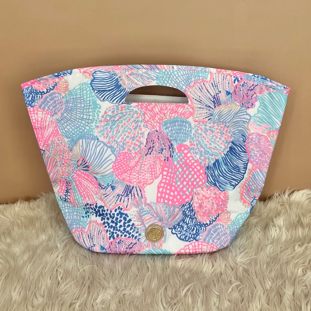 {Lilly Pulitzer} Cooler Tote in Roar of the Seas - NWT
